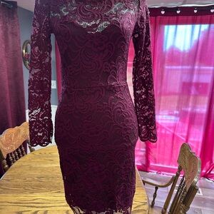 Forever 21 size M maroon lace dress